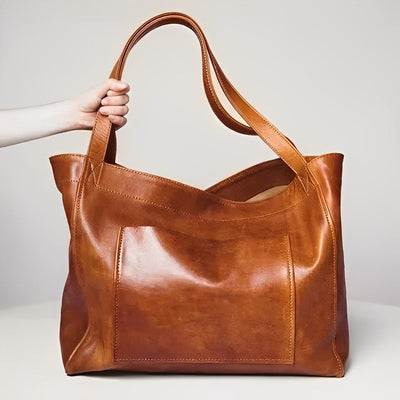 Caroline | Elegant and Spacious Classic Handbags for Every Occasion