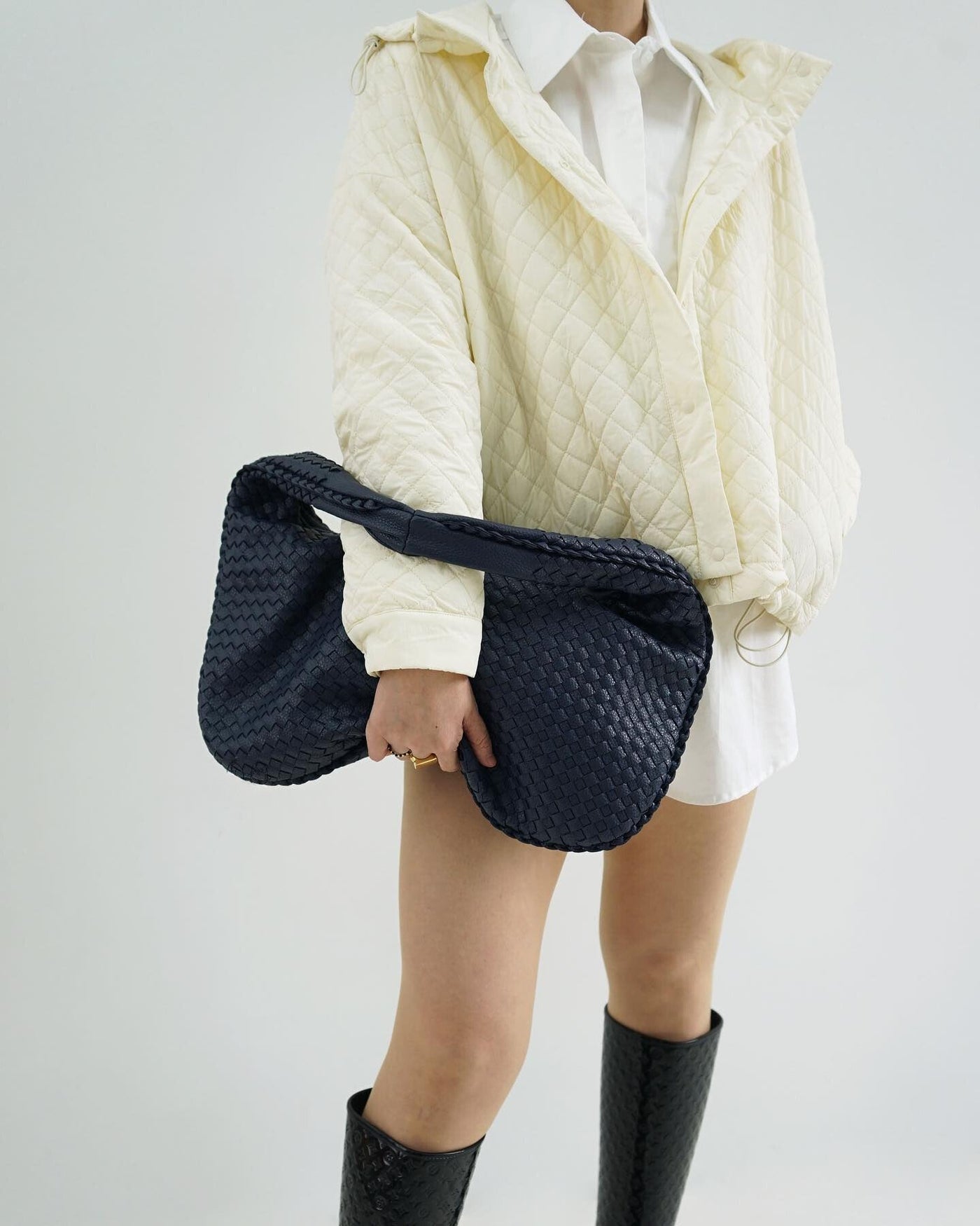Victoria | Trendy Large Bag for Any Occasion