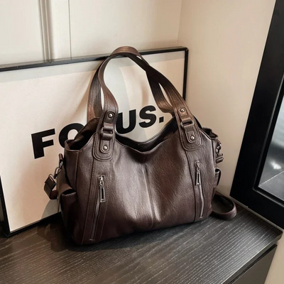 Beatrice | Elegant Shoulder Bag for Style-Conscious Carriers