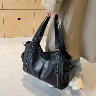 Beatrice | Elegant Shoulder Bag for Style-Conscious Carriers
