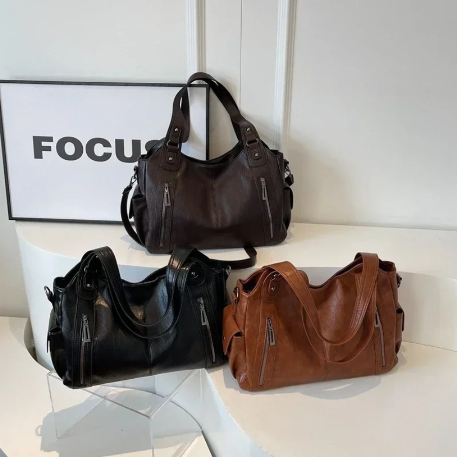 Beatrice | Elegant Shoulder Bag for Style-Conscious Carriers