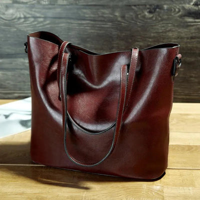 Jess Shoulder Bag | Stylish and Spacious Accessory