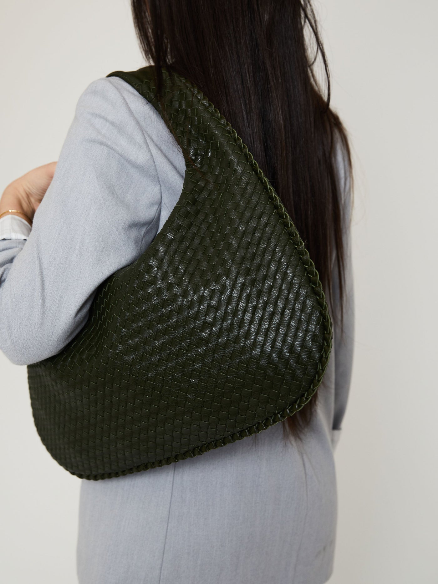 Victoria | Trendy Large Bag for Any Occasion