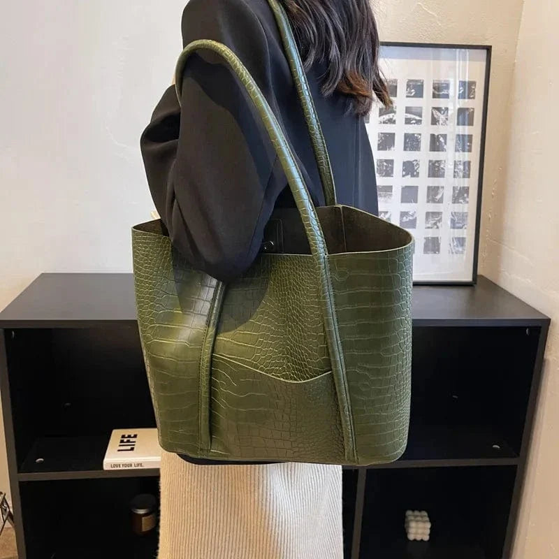 Betina - Leather Shoulder Bag