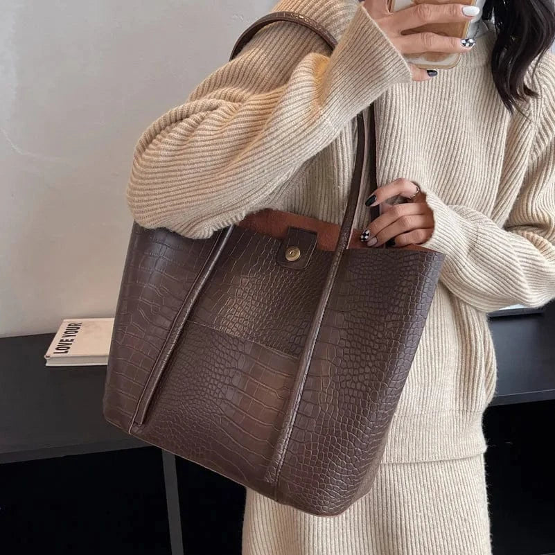 Betina - Leather Shoulder Bag