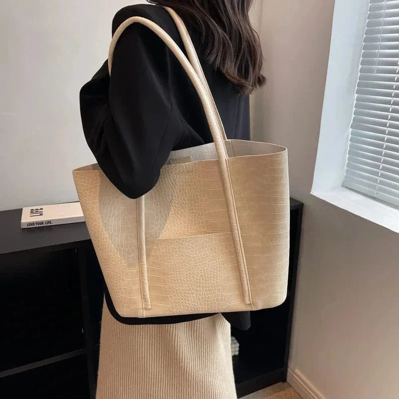 Betina - Leather Shoulder Bag