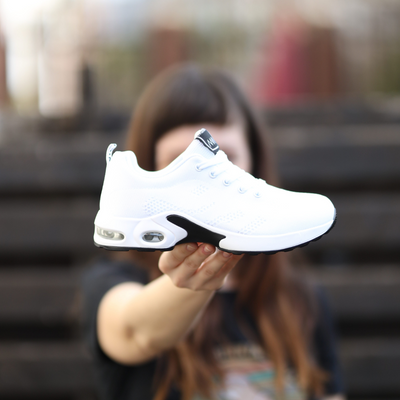 StrideEase™ – Ergonomic pain-relief shoes for all-day comfort