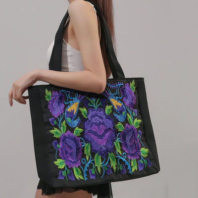 Ingrid | Elegant Brodert Canvas Bag with Unique Artistic Design