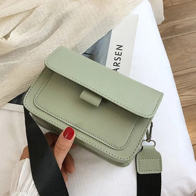 Helen | Elegant and Modern Sleek Bag for Stylish Occasions