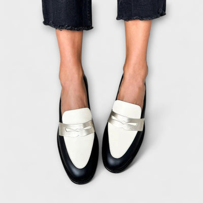 Xeera – Black Loafers