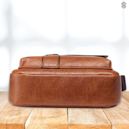 Jackie | Elegant and functional unisex shoulder bag for all occasions